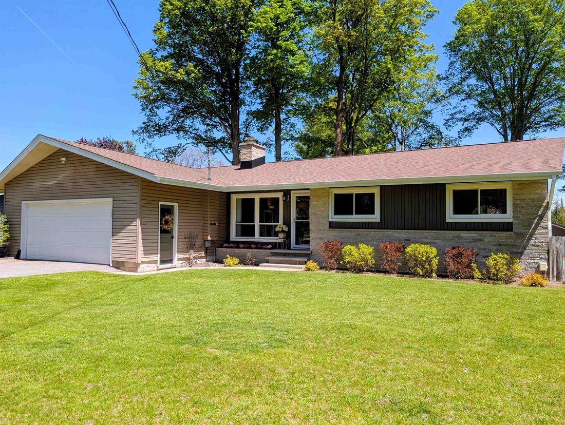 House in Central Lake, Michigan, United States 1 - 18307971