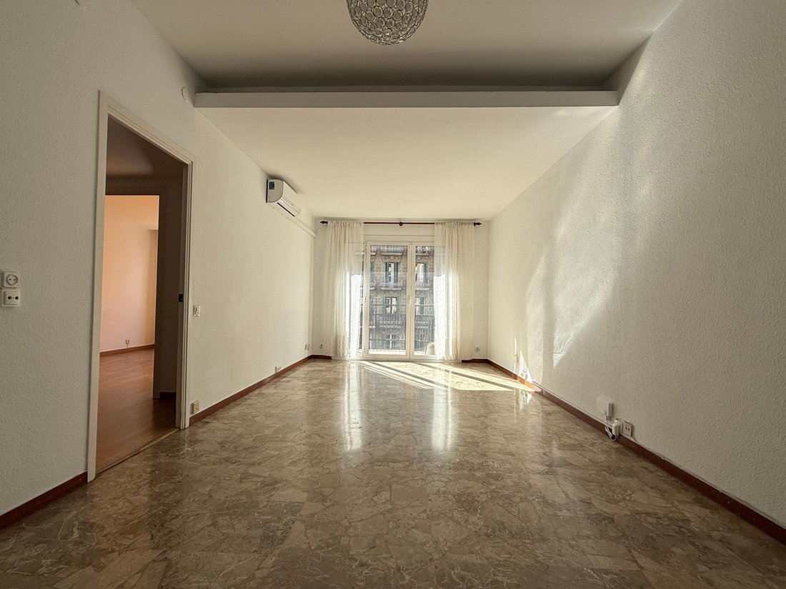 Apartment in Eixample, Barcelona, Spain 5 - 18312742