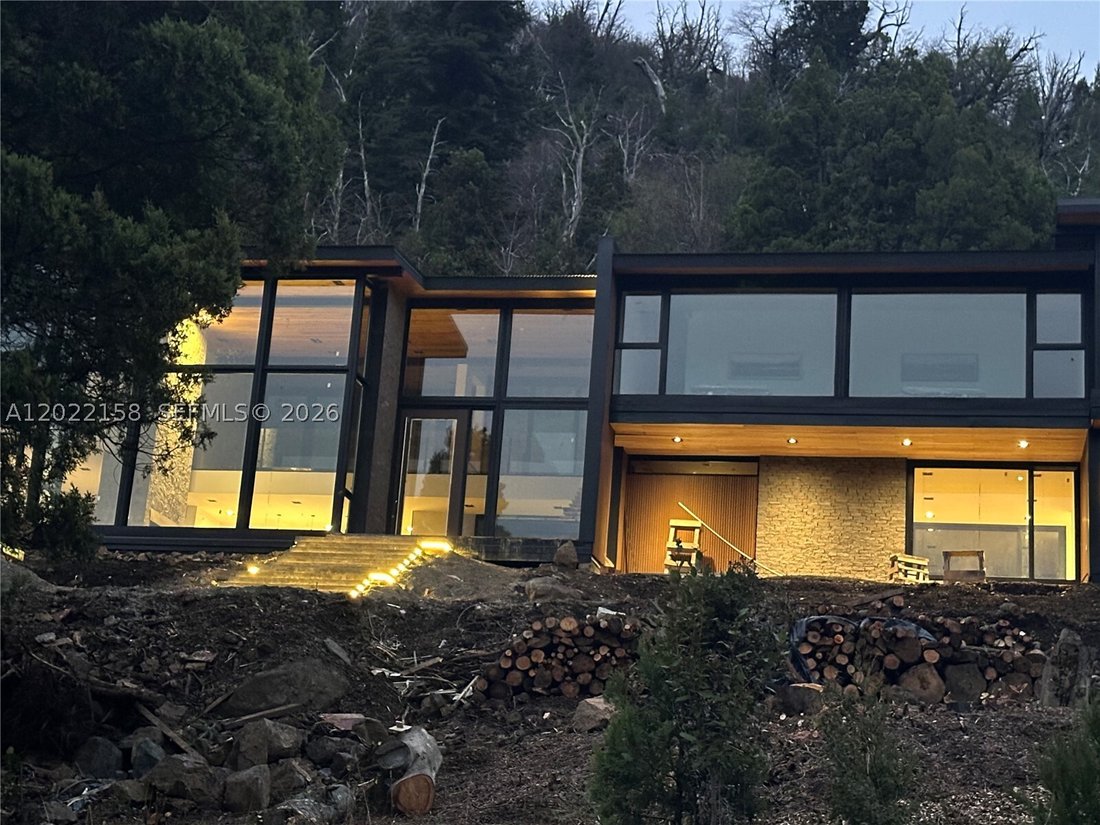House in San Carlos de Bariloche, Río Negro, Argentina 3 - 18316007