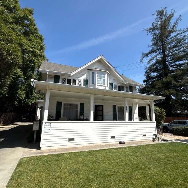 Autres à Gilroy, Californie, États-Unis 1 - 18312983