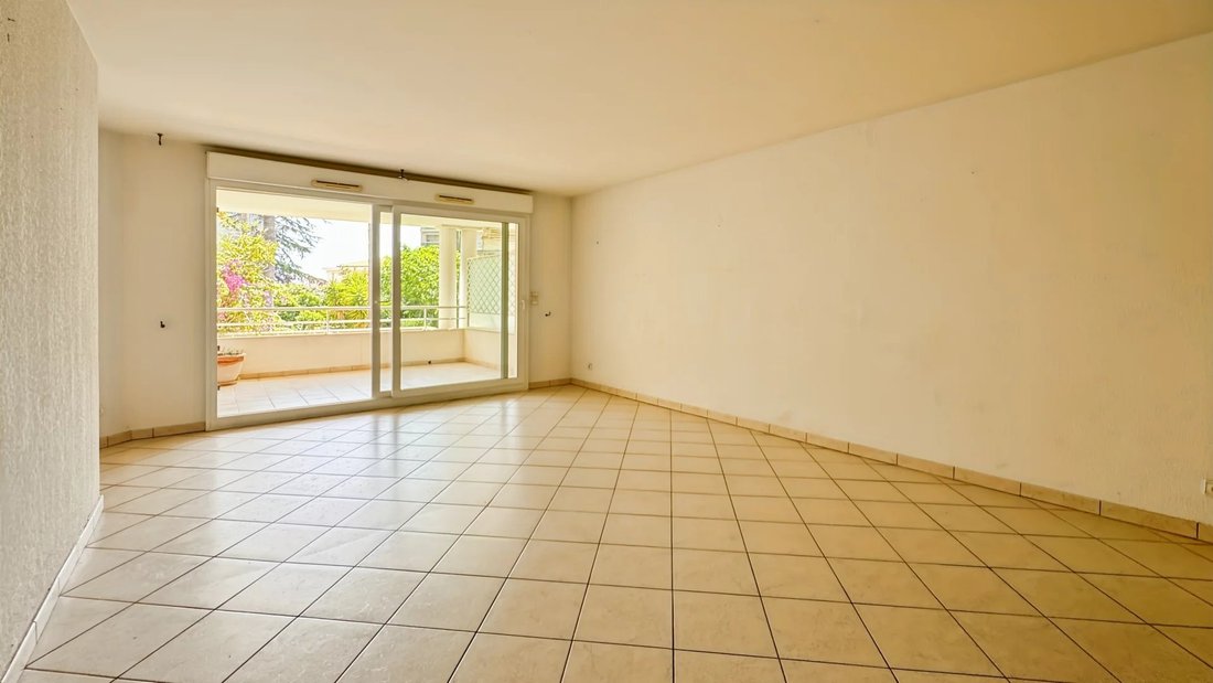 Apartment in Ponteil, Antibes, France 4 - 18310588