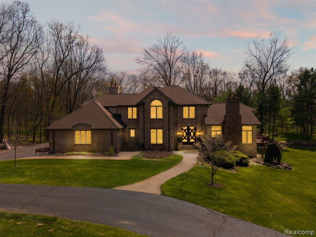 House in Milford Charter Township, Michigan, United States 1 - 18308008
