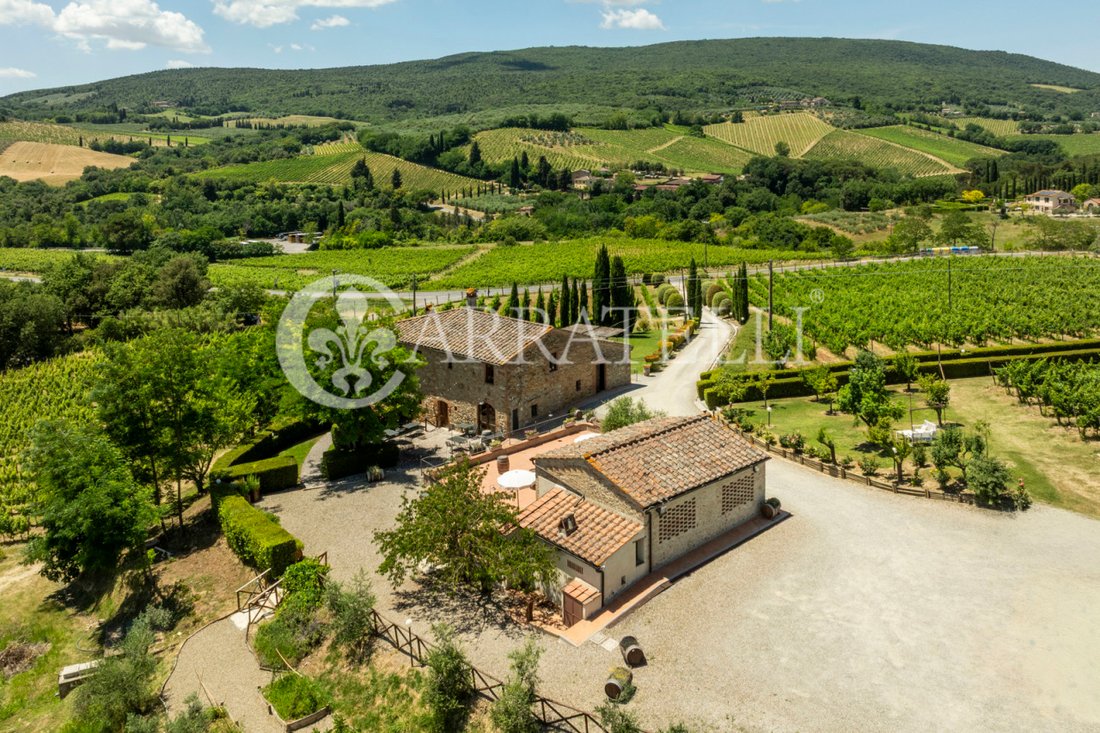 Country House in San Gimignano, Tuscany, Italy 4 - 18312989
