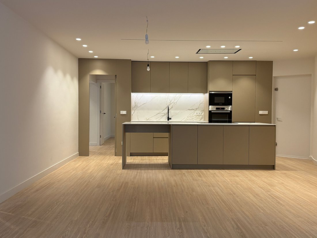 Apartment in Sarrià-Sant Gervasi, Barcelona, Spain 2 - 18312831
