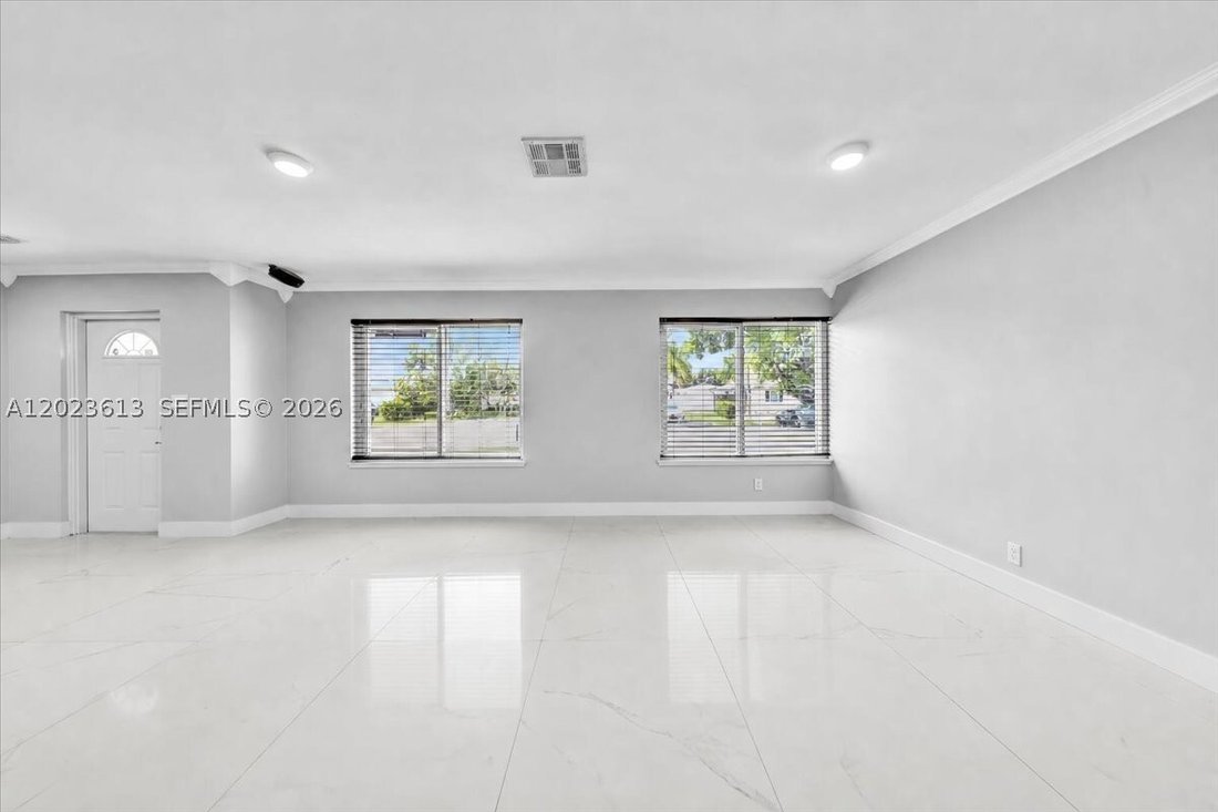 House in Plantation, Florida, United States 4 - 18074942