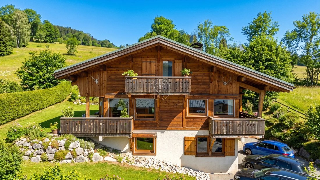 Chalet in Combloux, Auvergne-Rhône-Alpes, France 1 - 18084868