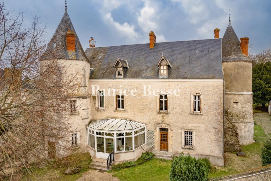 Schloss in Congerville-Thionville, Île-de-France, Frankreich 1 - 18313091
