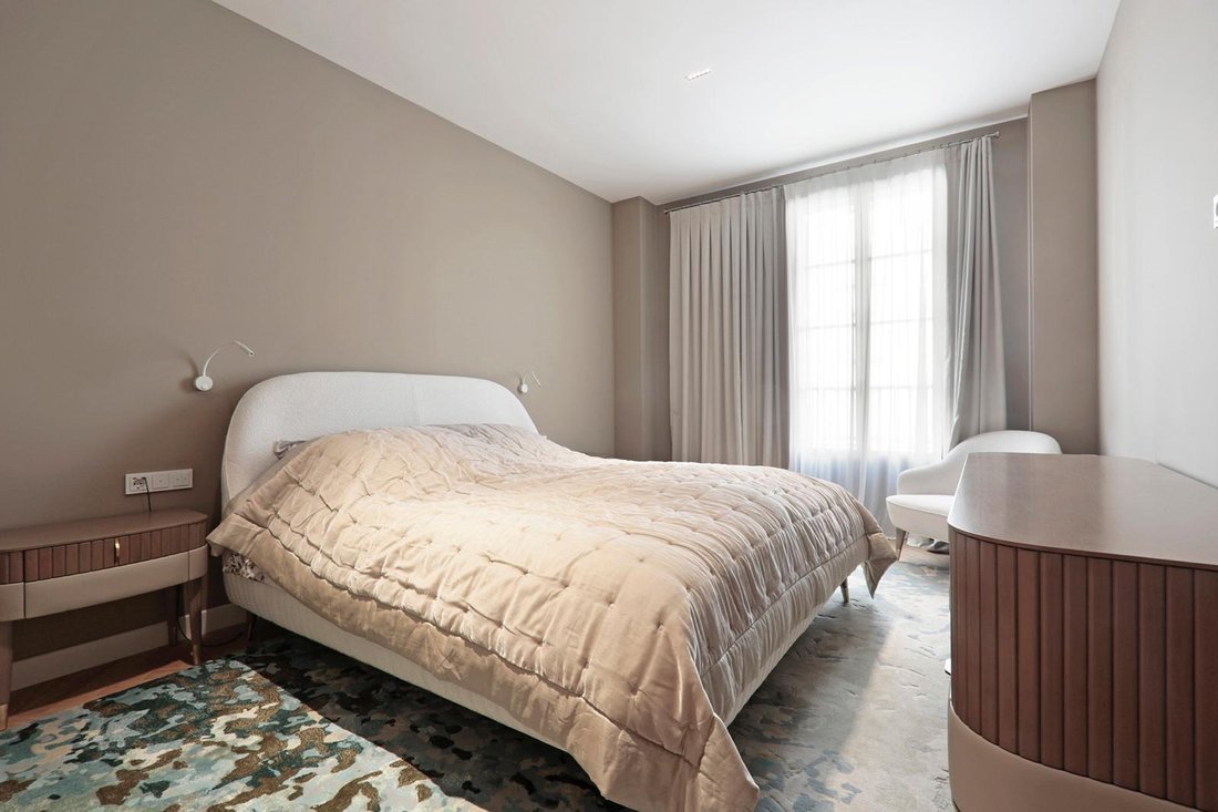 Apartment in Eixample, Barcelona, Spain 3 - 18312585