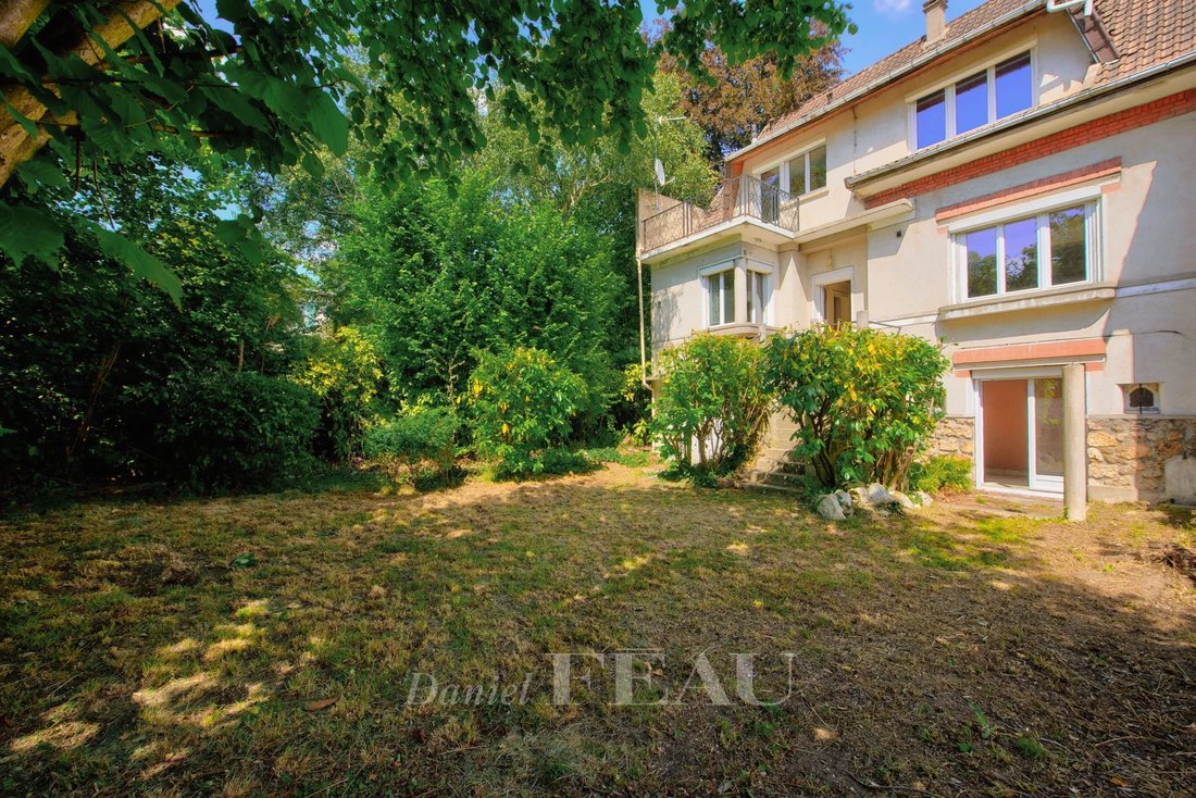 House in Saint-Cloud, Ile-de-France, France 1 - 18310575