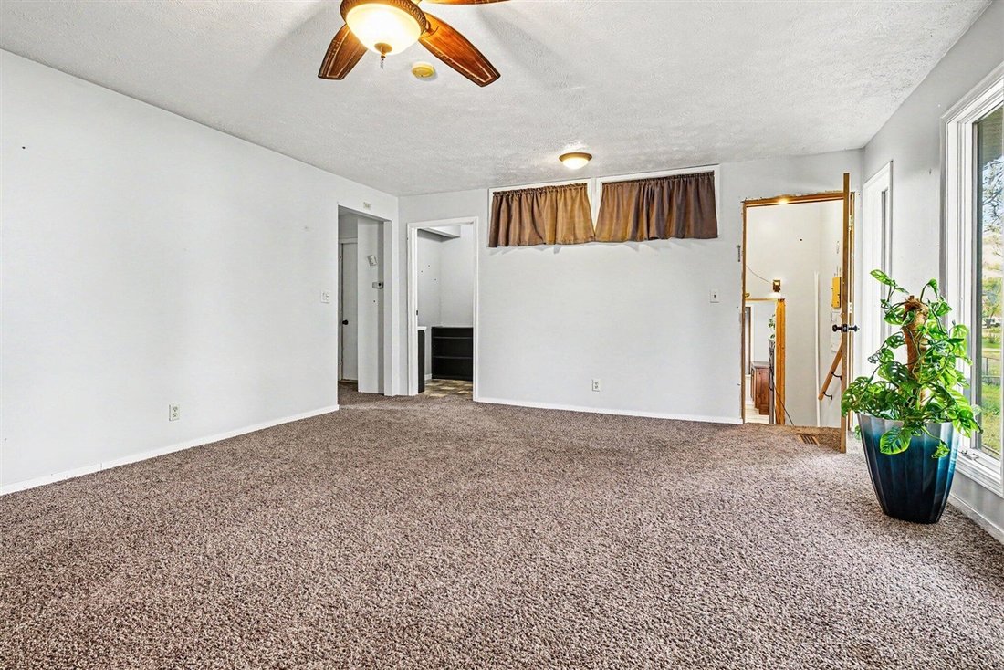 House in Scotts, Michigan, United States 5 - 18309600