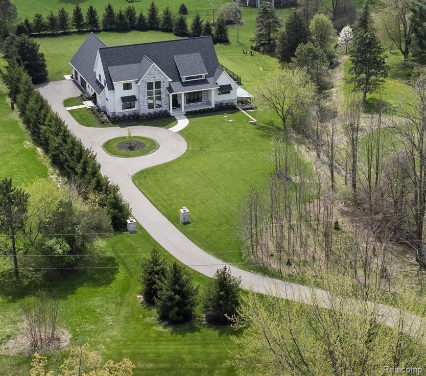 House in Clarkston, Michigan, United States 3 - 18308922