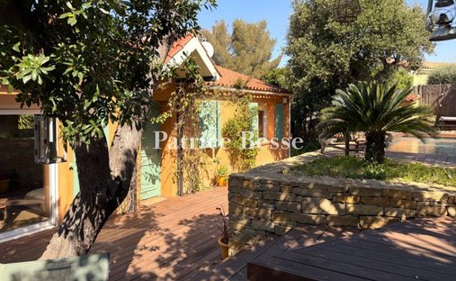 Villa in Sud, Le Pradet, France 1