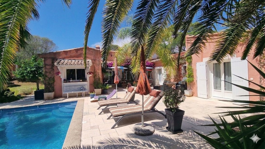 Villa in Counillier Valescure, Frejus, France 2 - 17290073
