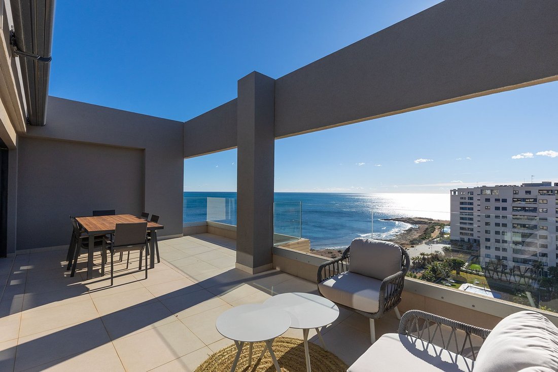 Apartment in Torrevieja, Valencian Community, Spain 2 - 18310746
