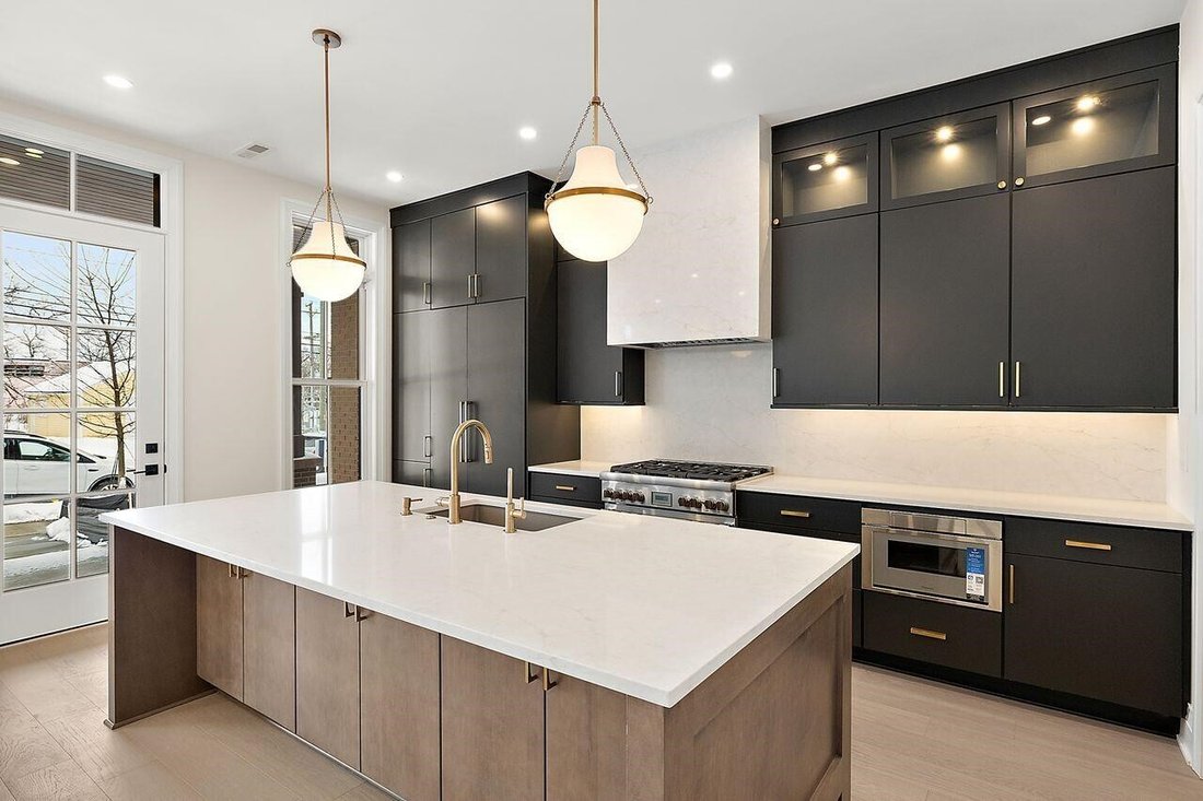Condo in Novi, Michigan, United States 3 - 18308813