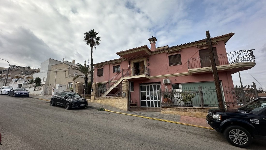 Townhouse in San Miguel de Salinas, Valencian Community, Spain 2 - 18311034
