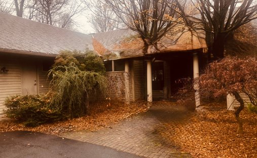 House in West Hartford, Connecticut, United States 1