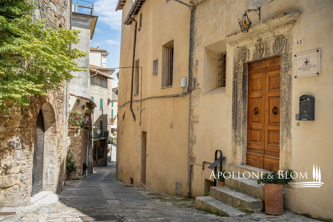 Villa in Sarteano, Tuscany, Italy 1 - 15987396