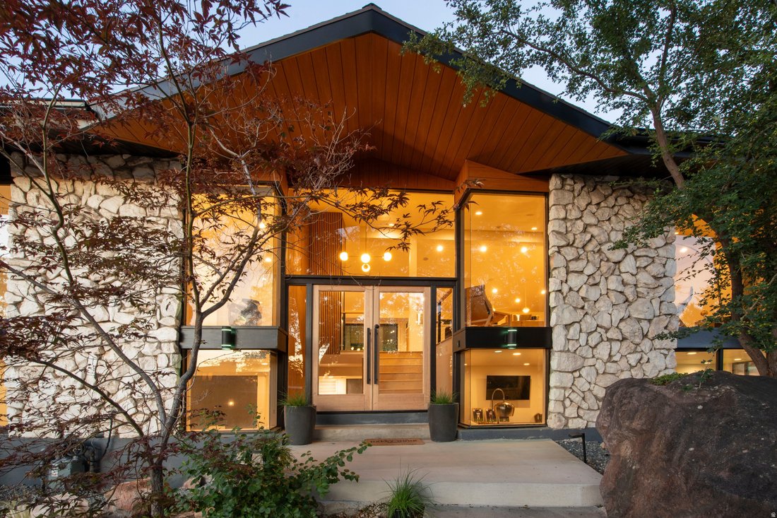 House in Holladay, Utah, United States 2 - 18311364