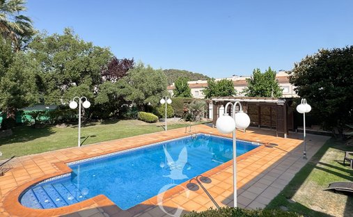 House in Santa Susanna, Catalonia, Spain 1