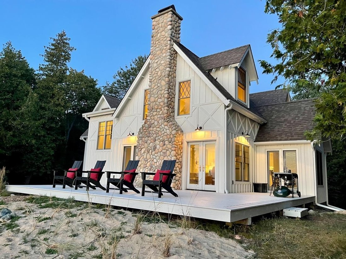 House in Beaver Island, Michigan, United States 3 - 18309301