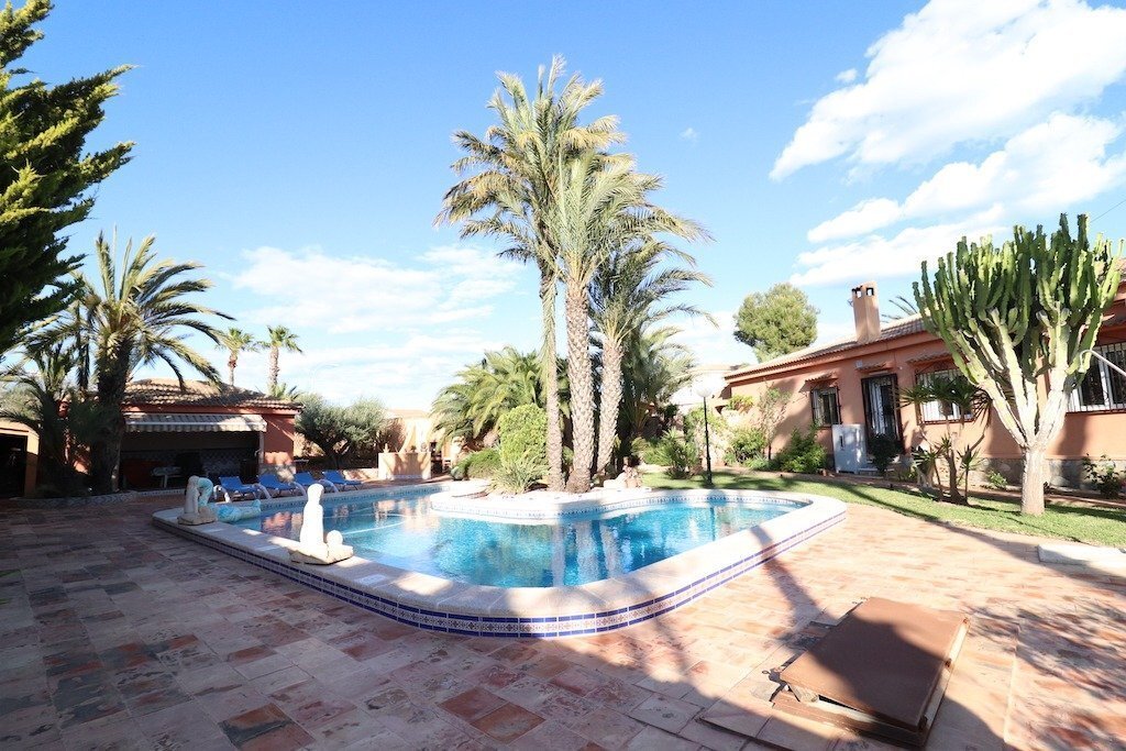 House in Torrevieja, Valencian Community, Spain 2 - 18311289