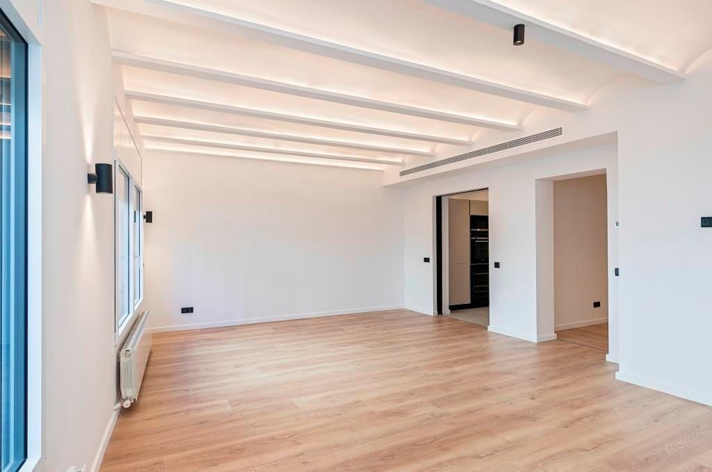 Apartment in Eixample, Barcelona, Spain 5 - 18312543