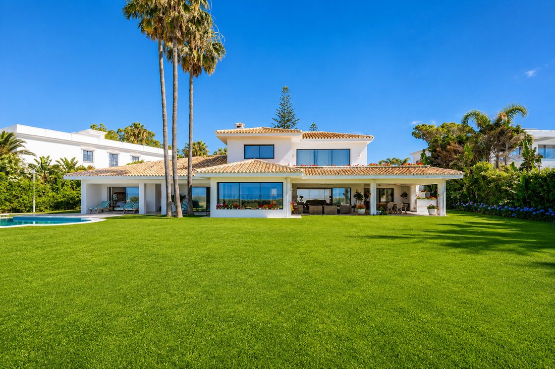 Villa in Guadalmina Baja, San Pedro de Alcantara, Spain 3 - 18248069