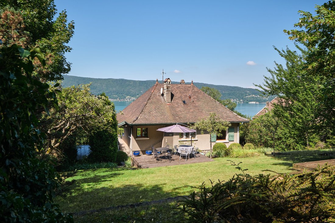 House in Veyrier-du-Lac, Auvergne-Rhône-Alpes, France 2 - 18312614