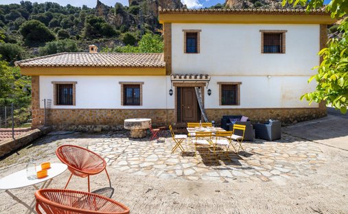 Villa a La Peza, Andalusia, Spagna 1