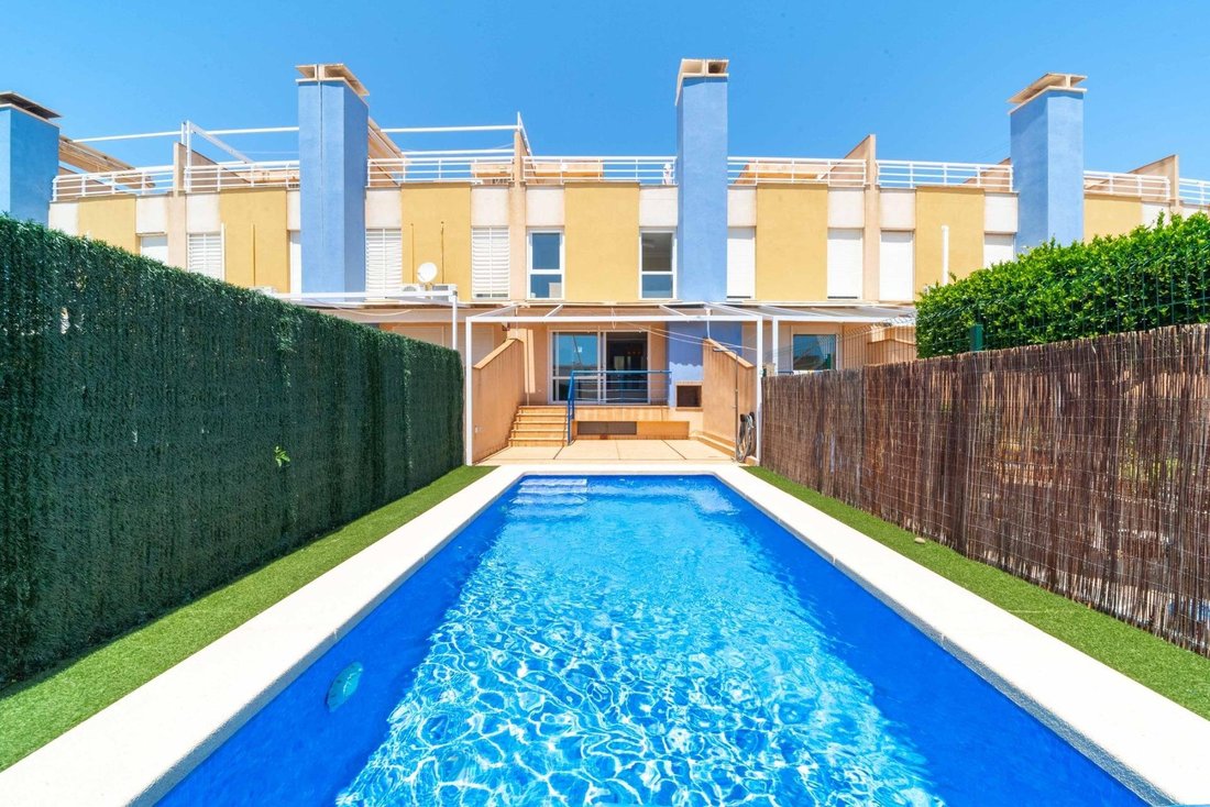Townhouse in Orihuela, Valencian Community, Spain 2 - 18311009