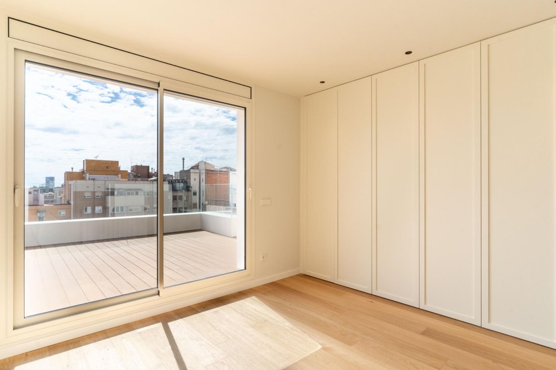 Apartment in Eixample, Barcelona, Spain 4 - 18312106