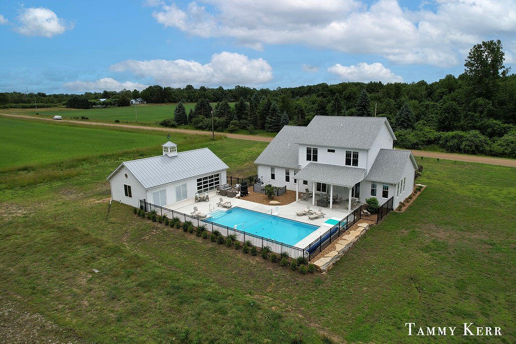 House in Fennville, Michigan, United States 1 - 18309736