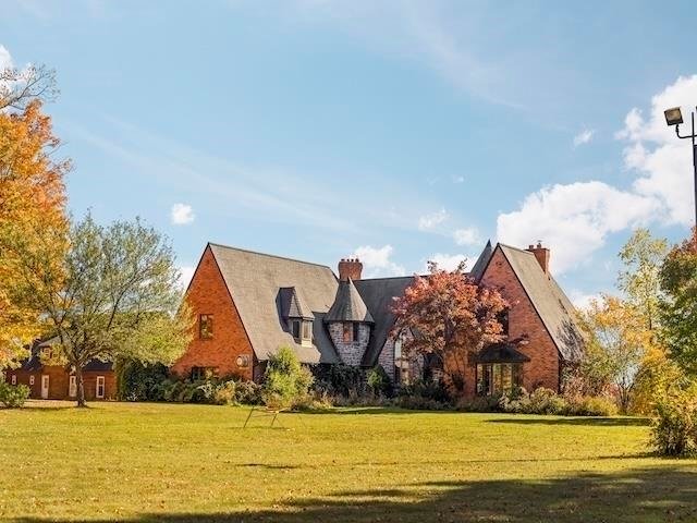 Traverse City, Michigan, United States 1 - 18310251