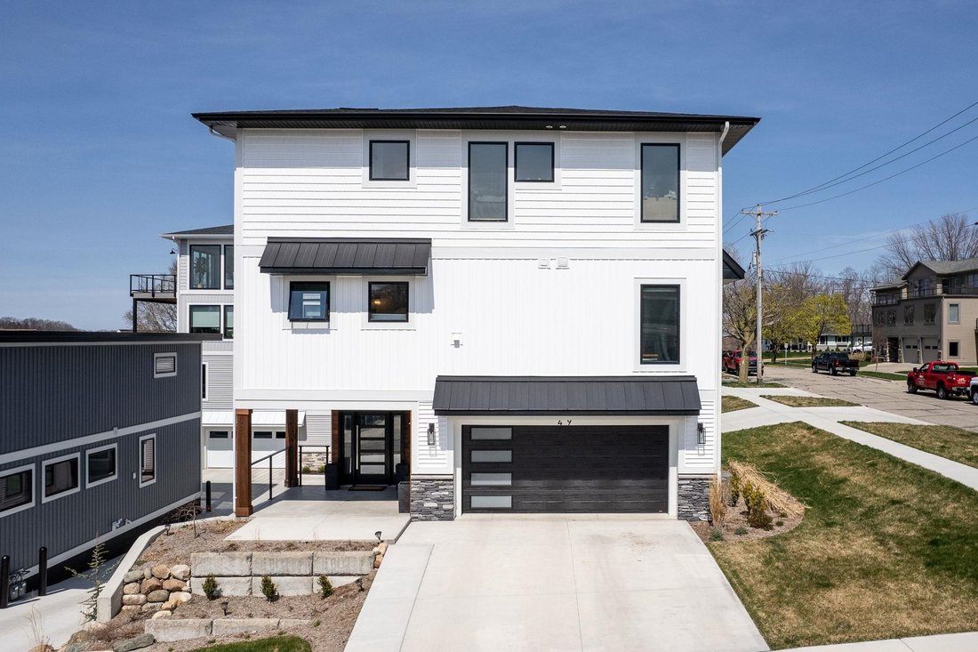 Condo in Grand Haven, Michigan, United States 2 - 18308490