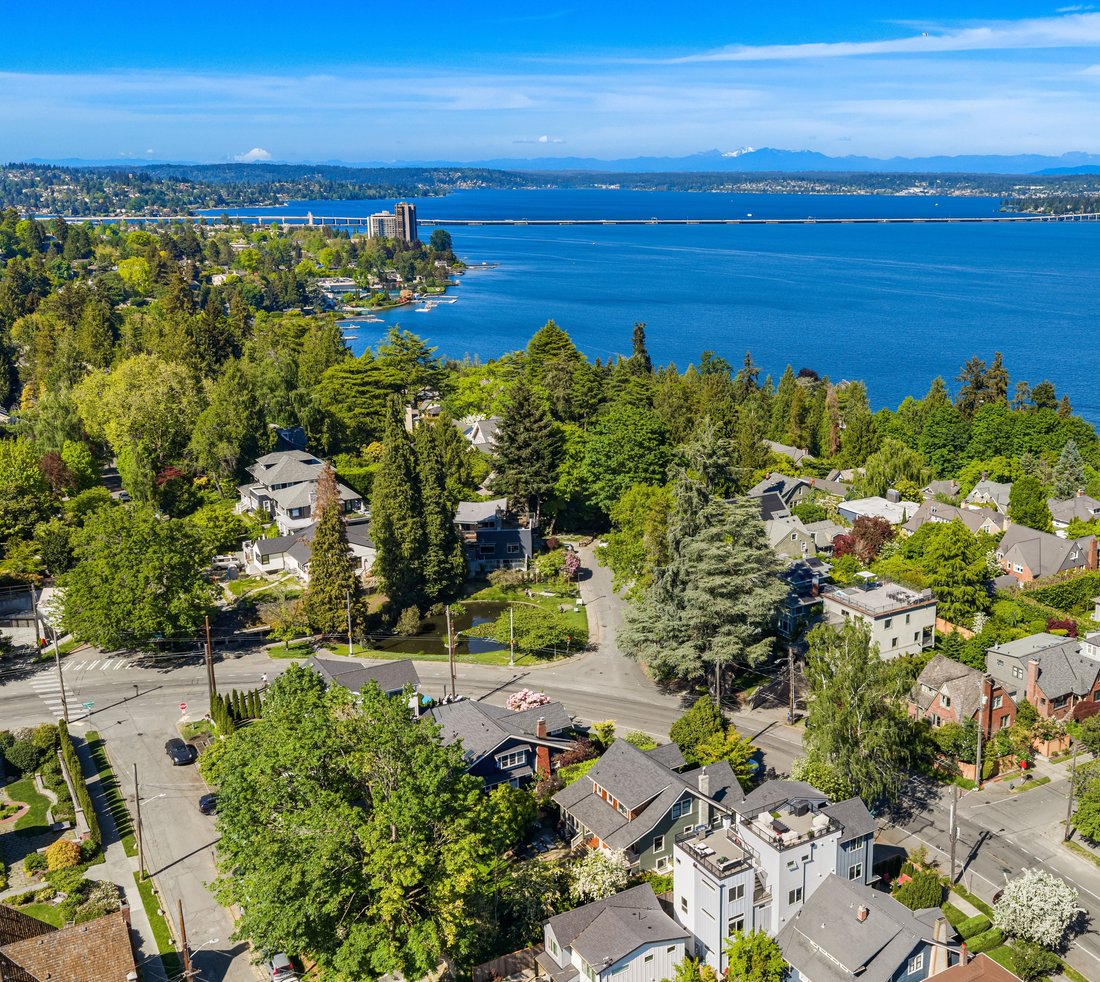 Condo in Seattle, Washington, United States 2 - 18315635