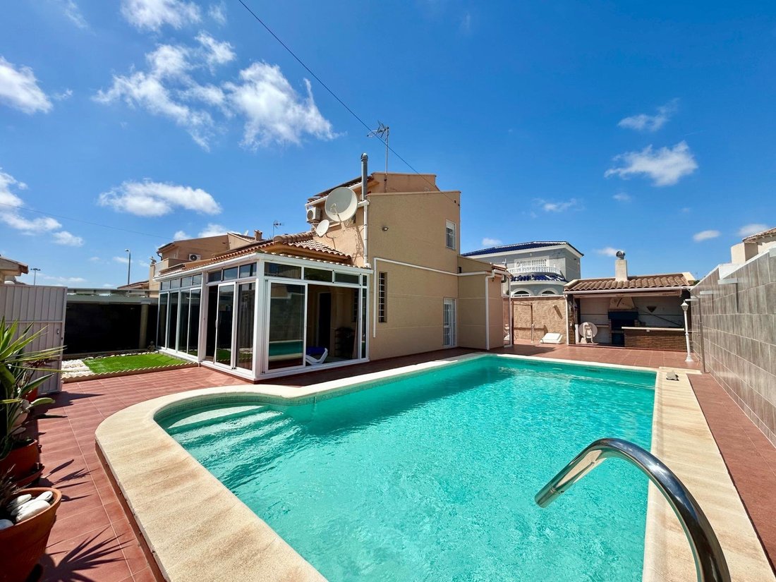 House in Torrevieja, Valencian Community, Spain 1 - 18311304