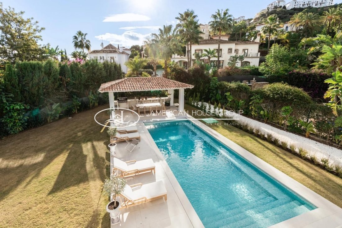 Villa in Benahavis, Andalusia, Spain 4 - 17099891