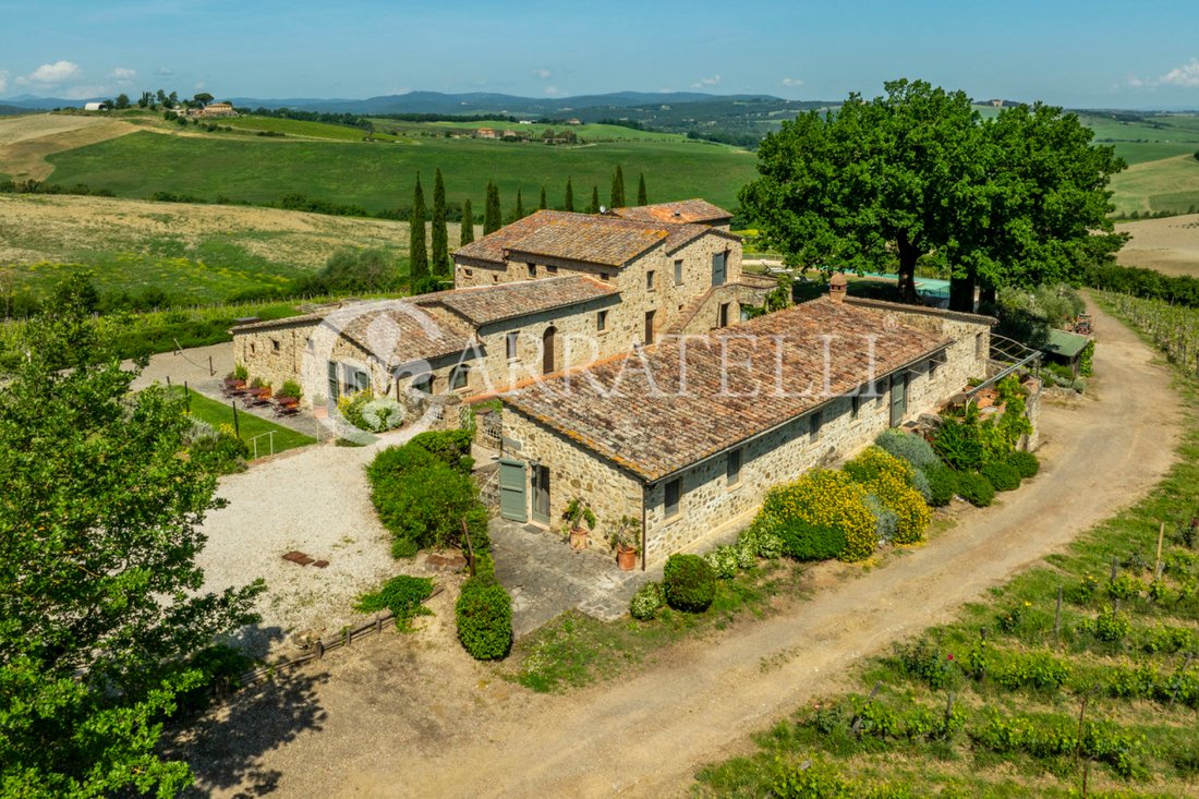 Country House in Montalcino, Tuscany, Italy 1 - 18306140