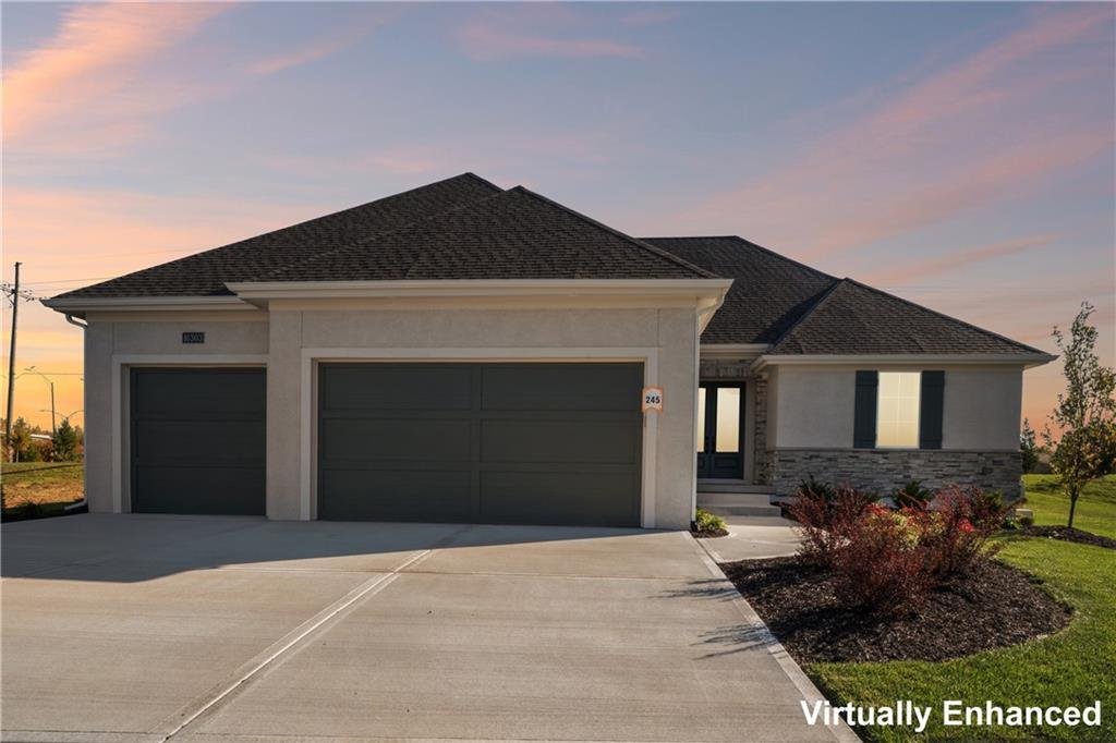 House in Overland Park, Kansas, United States 1 - 15685205