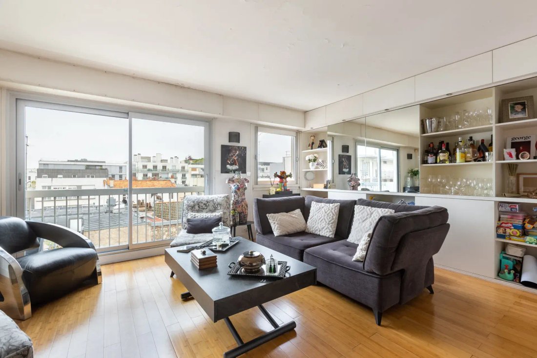 Apartment in Violet Commerce, Paris 15e Arrondissement, Paris 3 - 18316156