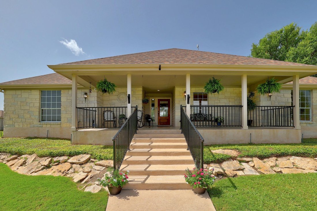House in Liberty Hill, Texas, United States 3 - 18227003