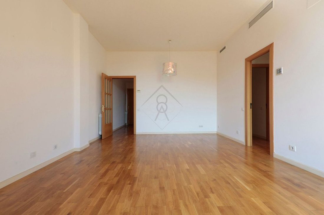 Apartment in Eixample, Barcelona, Spain 5 - 18312720