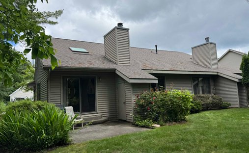 Condo in Suttons Bay, Michigan, United States 1