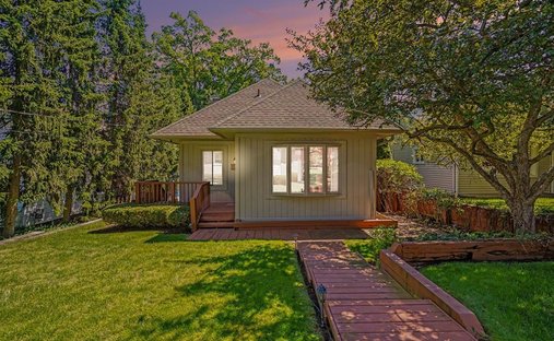 House in Highland Charter Township, Michigan, United States 1