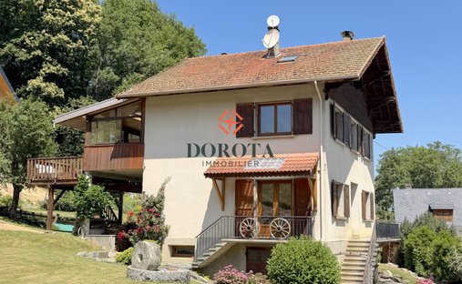 House in Theys, Auvergne-Rhône-Alpes, France 1