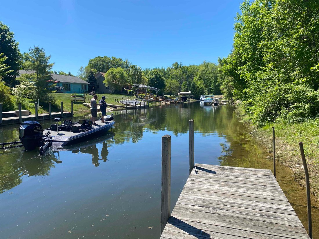 House in Elk Rapids, Michigan, United States 1 - 18309599