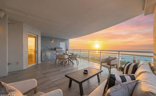 Condo in Jacksonville Beach, Florida, United States 1