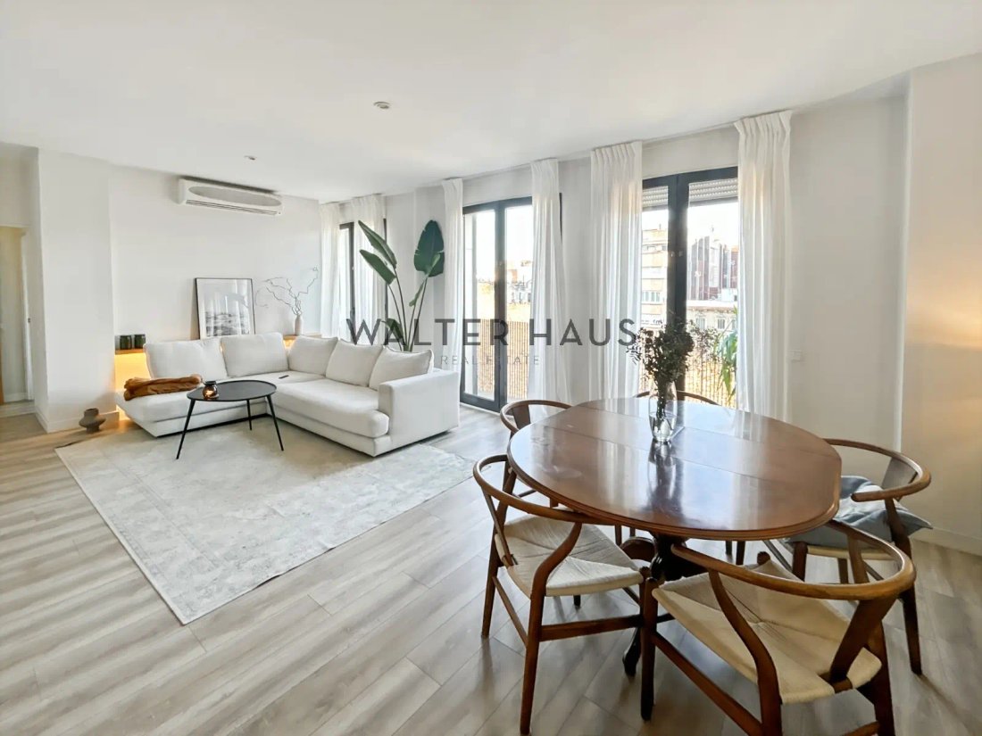 Penthouse in Eixample, Barcelona, Spain 5 - 18310558