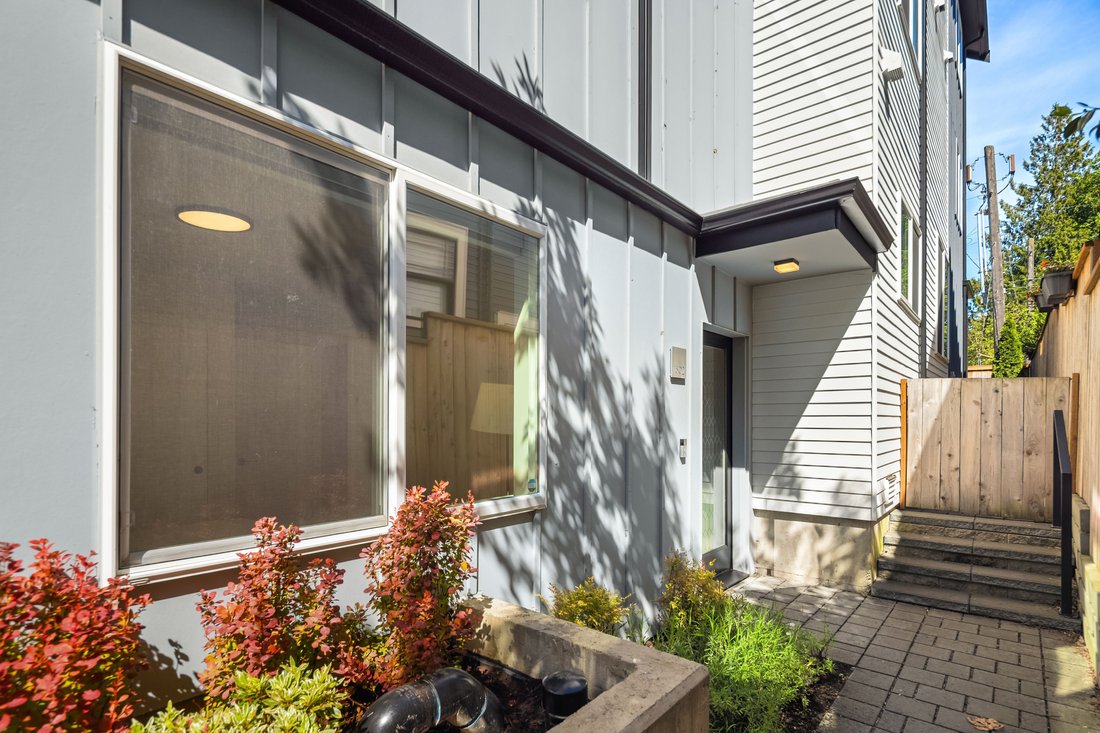 Condo in Seattle, Washington, United States 3 - 18315635